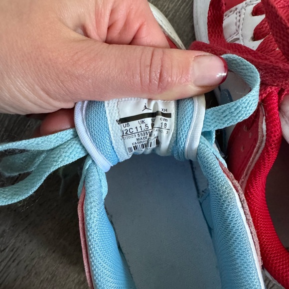 Nike Red and Blue Mismatched Sneakers - Picture 6 of 6